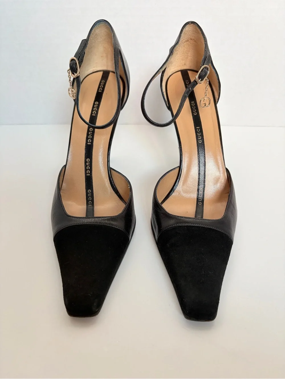 Gucci DOrsay Stiletto Pumps Interlocking GG Ankle Strap Suede Black Size 38.5C - Picture 3 of 15